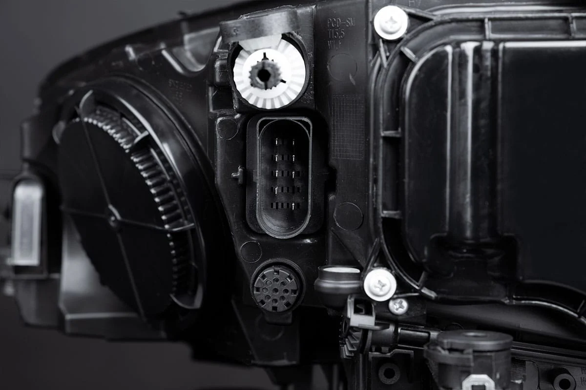 VW Golf MK7.0 Sequential Projector Headlight - 7.5 Style - Tri LED - Image 4